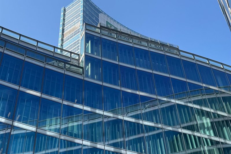 Glass Houses, Milano