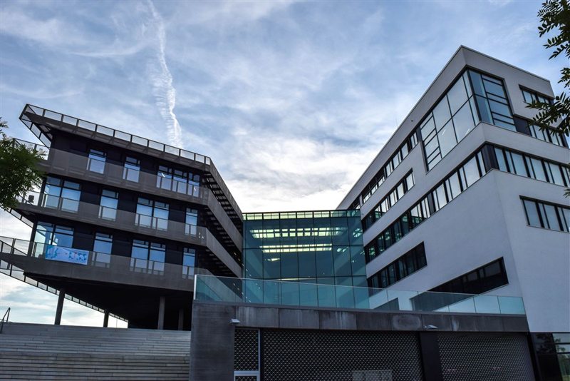 Zamora Offices